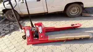 Hydraulic Hand Pallet Jack. 3000kgs.