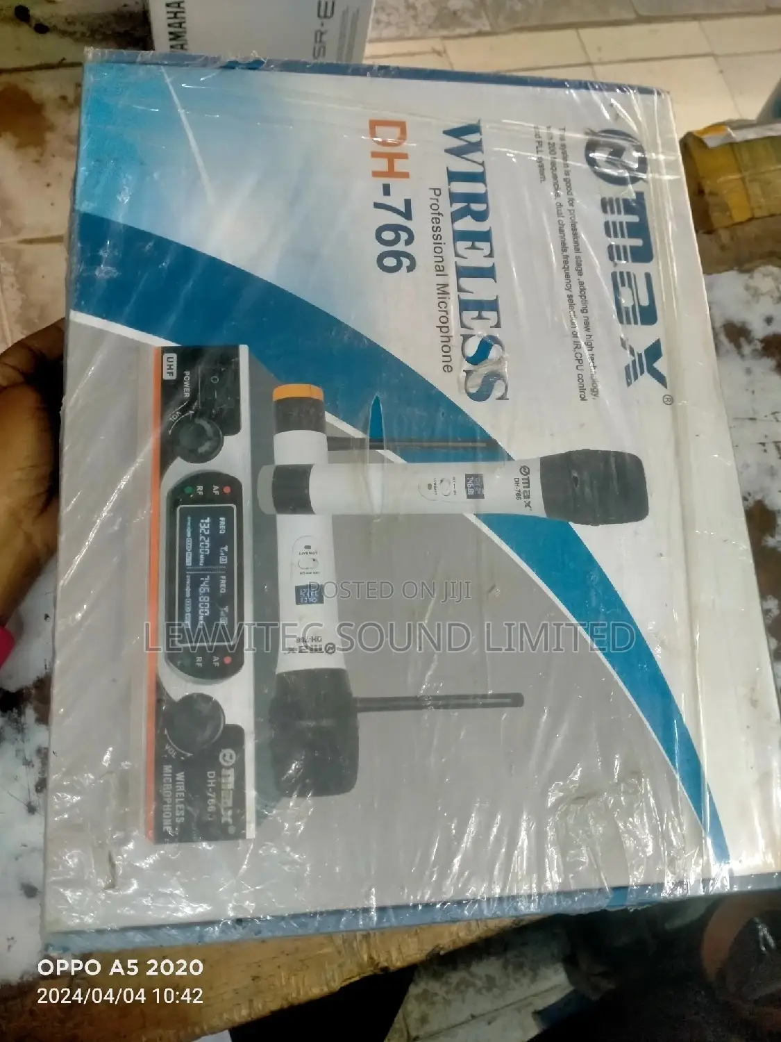 Max Professional Microphone