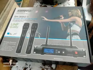 Shure UHF Quality Microphone