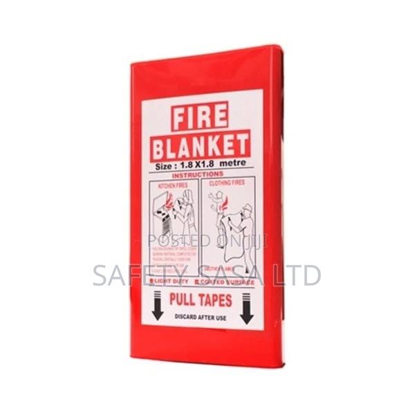 Fire Blanket 1.8m*1.8m - thumbnail 2