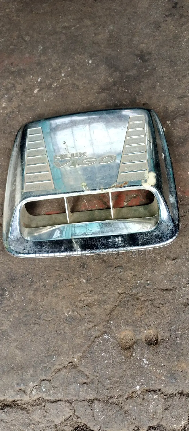 Toyota Vigo 2 Wd Scoop