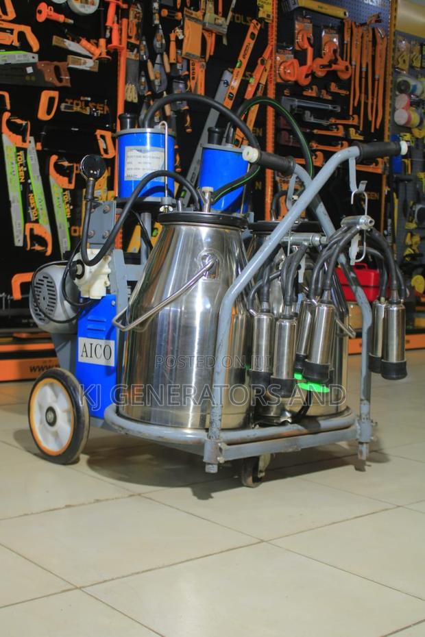 Aico Two Buckets Milking Machine - main view