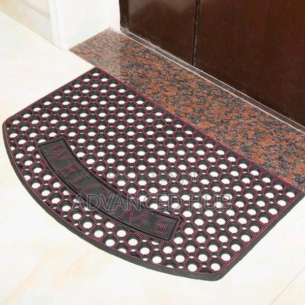 High Quality Rubber Door Mat With Welcome Message - thumbnail 3