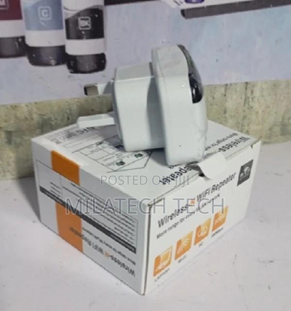 New Genuine 300 MBPS Wifi Repeater Wifi Range Extender - thumbnail 3