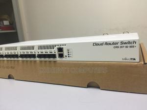 Mikrotik Cloudrouter Switch CRS317-1G-16S+RM Rack-Mountable - thumbnail 2