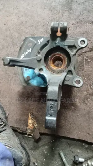 Nissan March/Nissan Latio Front Hub