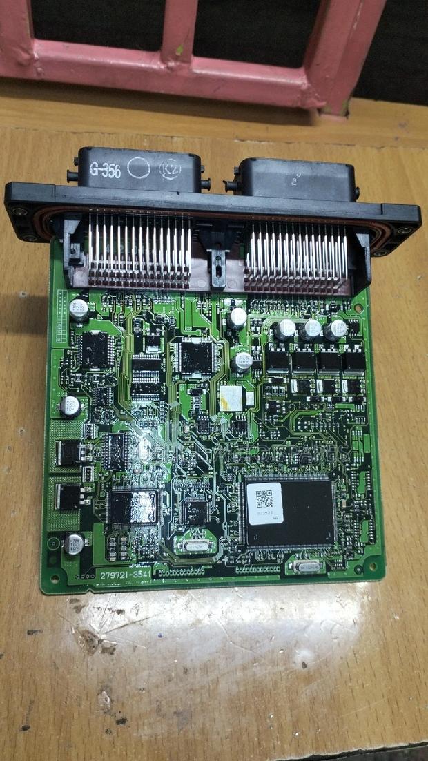 Mazda Axela Engine Computer - main view