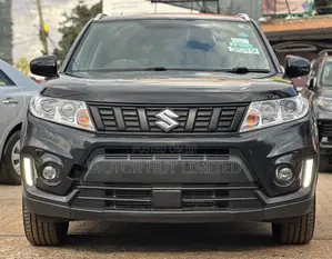 Black Edition 2019 Suzuki Vitara: Sporty Look