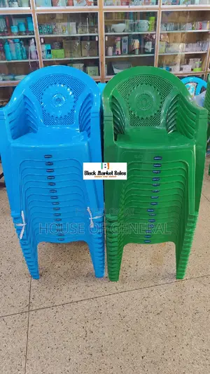 Good Quality Kenpoly Plastic Chairs With Arms