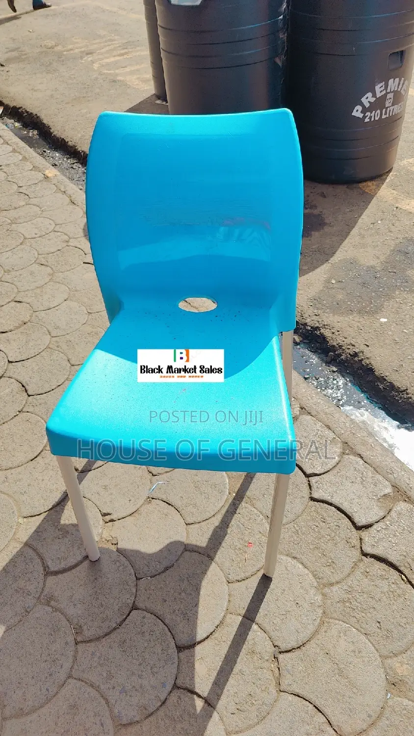 Blue Armless Plastic Chairs With Metal Tubing