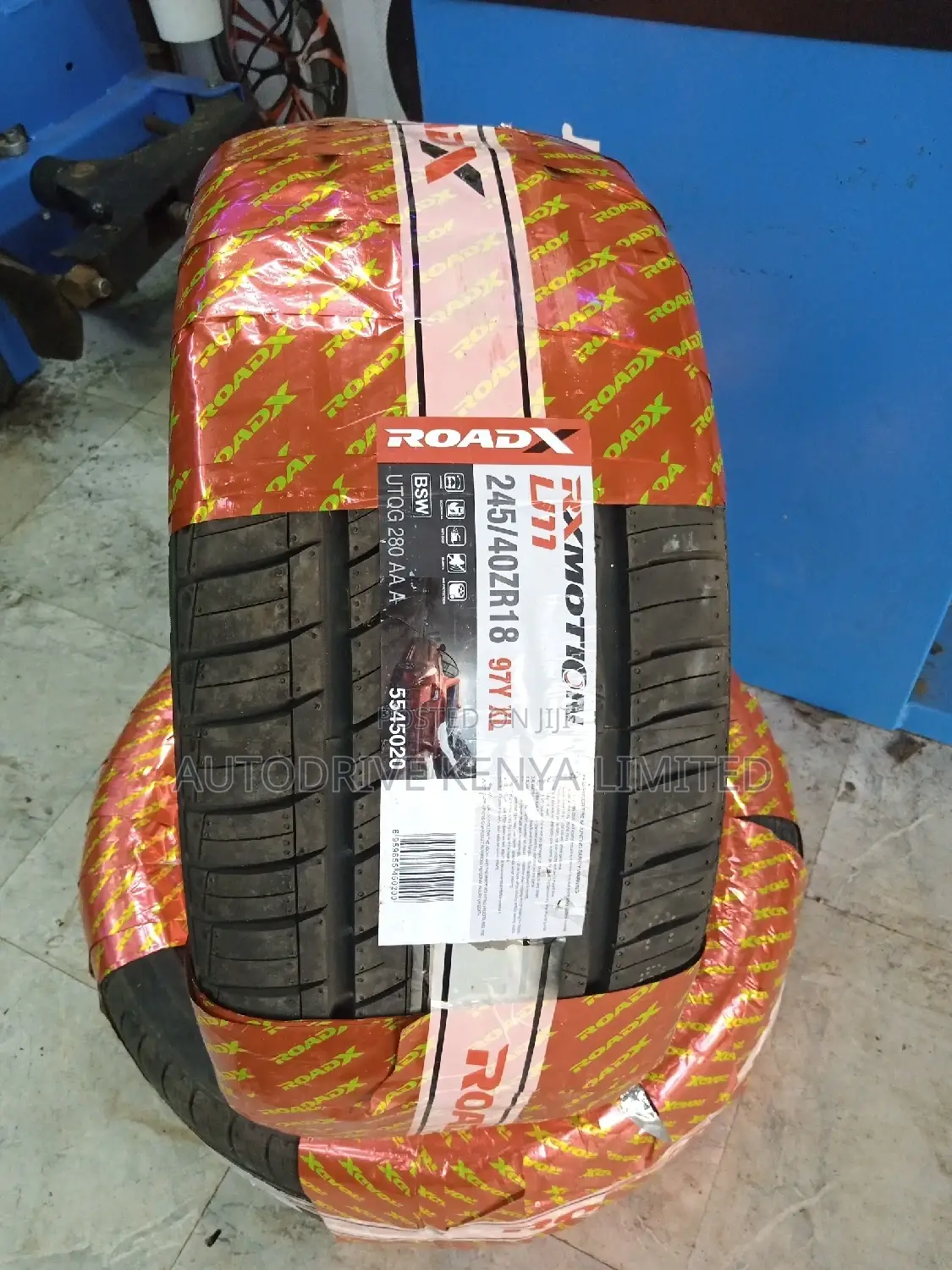 245/40r18 Roadx Tyre
