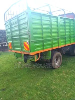 Mitsubishi Canter 1999 White
