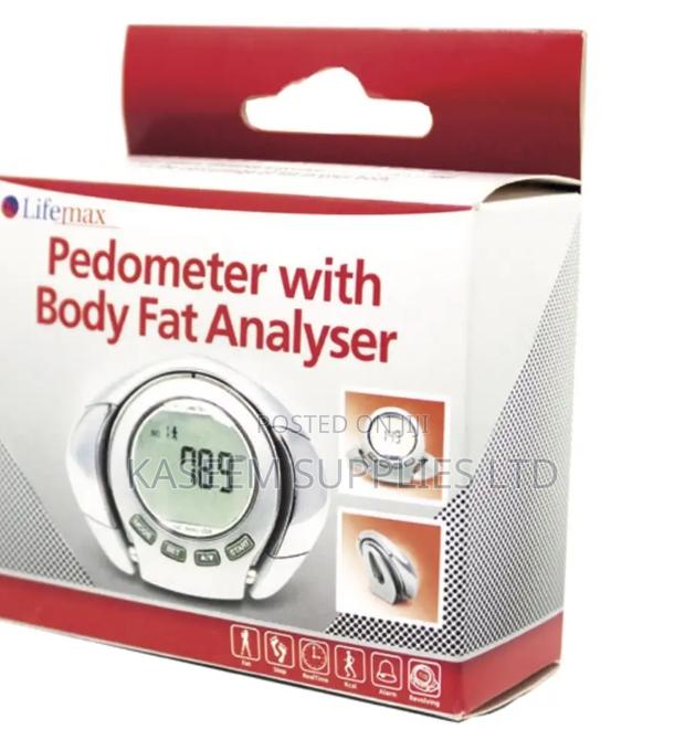 Pedometer With Fat Analyzer - main view