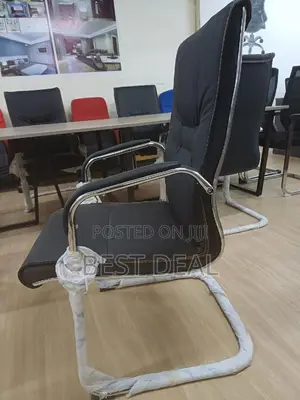 Leather Visitor Waiting Chair