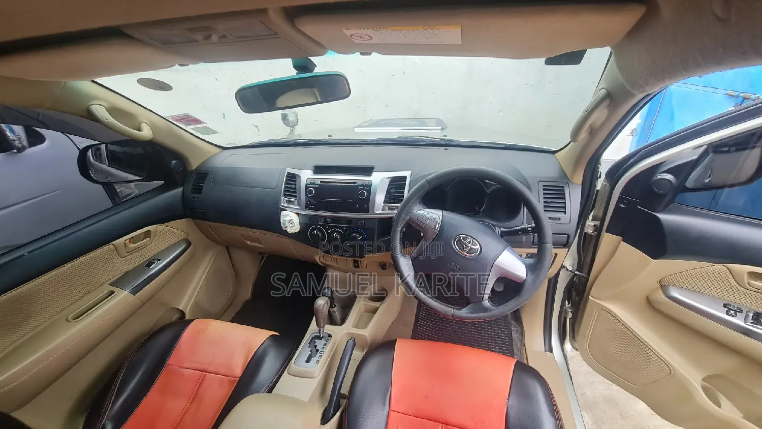 Toyota Hilux 2015 Gray