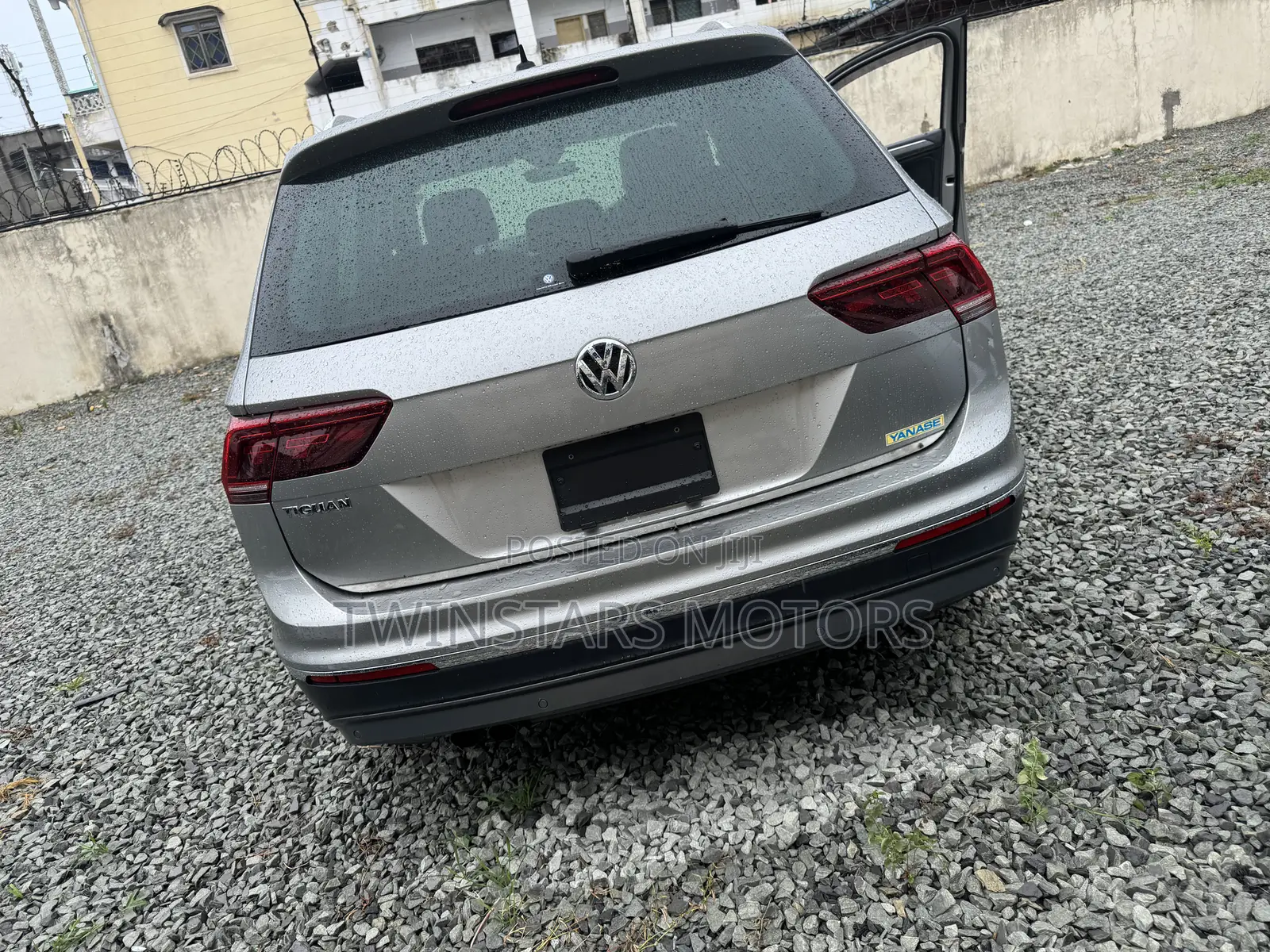 Volkswagen Tiguan 2018 Gold