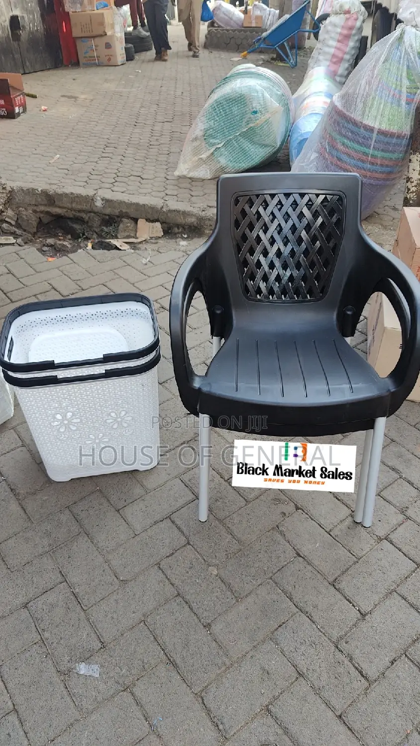 Strong Plastic Chair With Metal Legs
