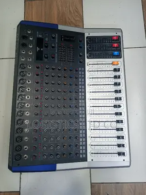Peavey Kv120 12channel Pro Powered Mixer