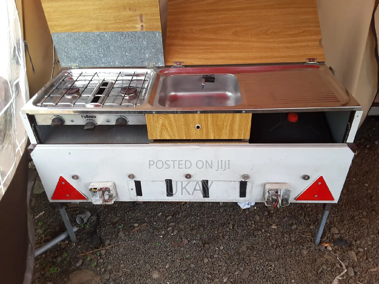 Conway Lightweight Towing Camping Trailer