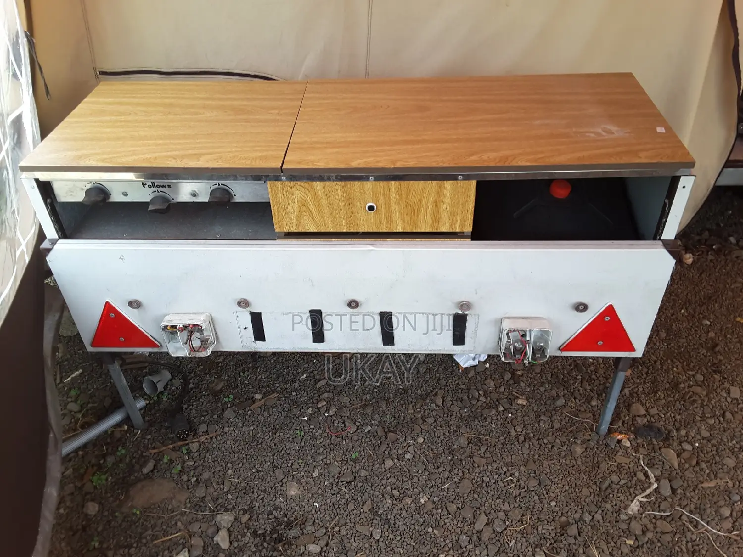 Conway Lightweight Towing Camping Trailer
