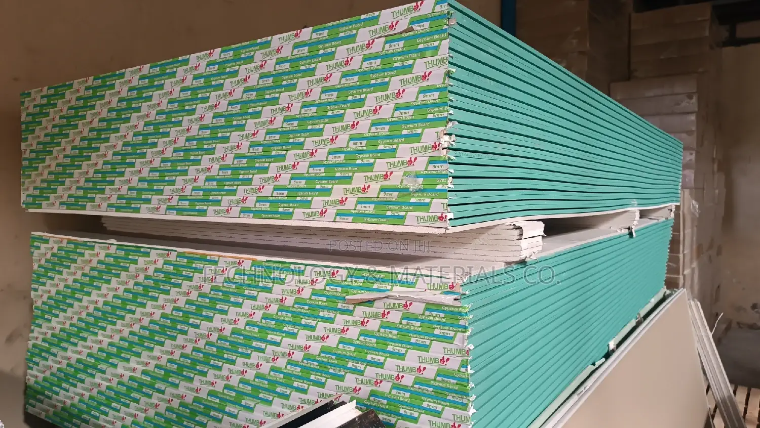 Thumb Moisture Resistant Gypsum Boards