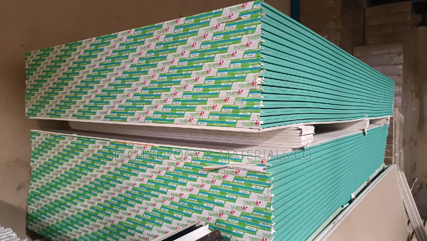 Thumb Moisture Resistant Gypsum Boards