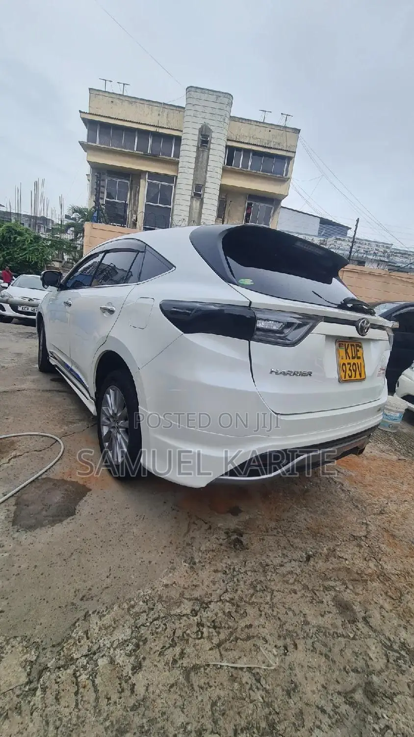 Toyota Harrier 2014 White