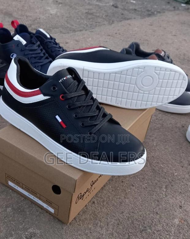 Tommy Hilfiger Casual Shoes