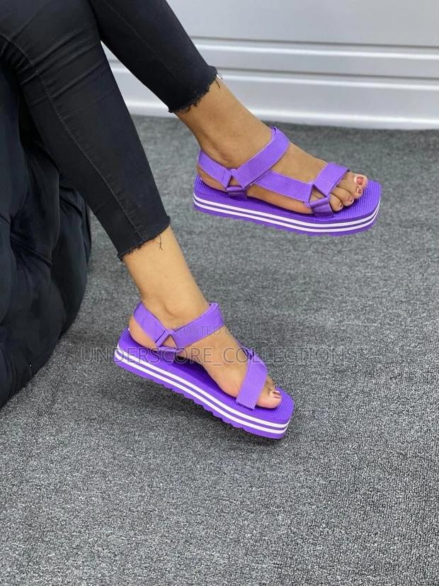 Big Capacity Sandals - main view