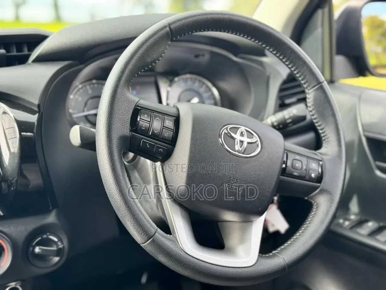 Toyota Hilux 2020 Black