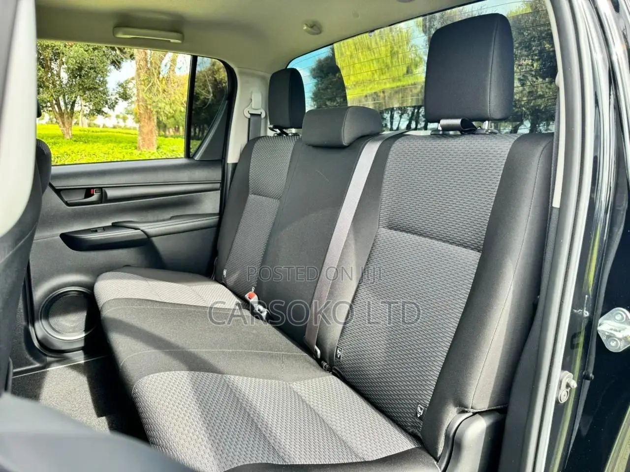 Toyota Hilux 2020 Black