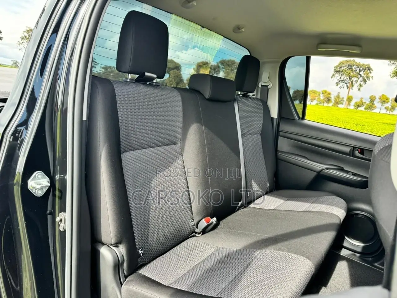 Toyota Hilux 2020 Black
