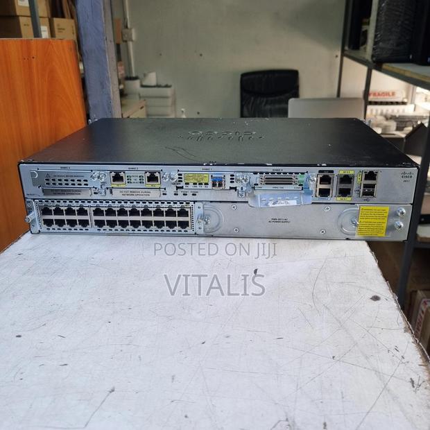 Cisco 2911 Router - thumbnail 3