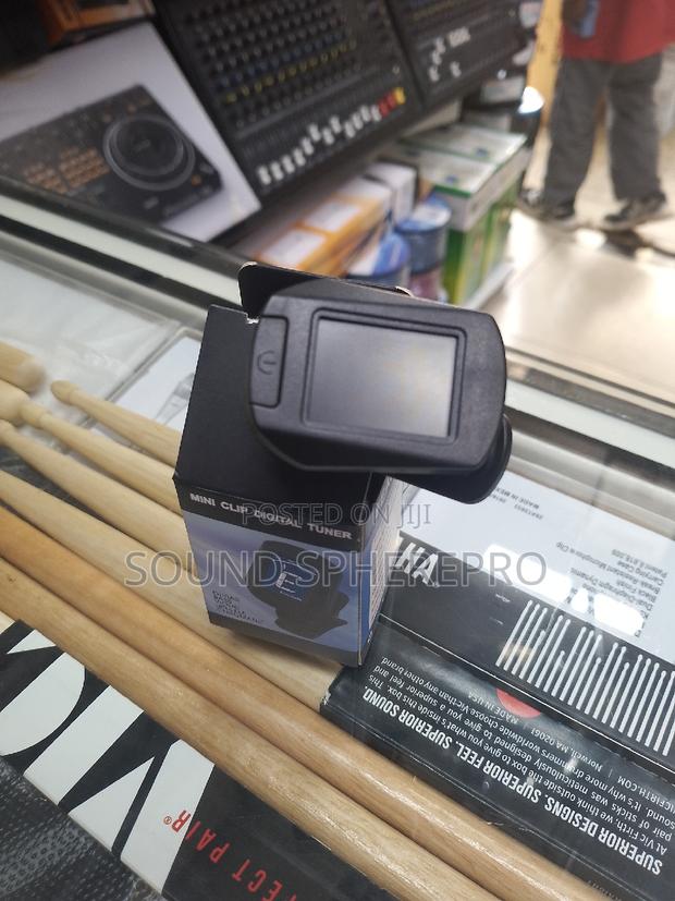 Digital Guitar/Violin Tunner - main view