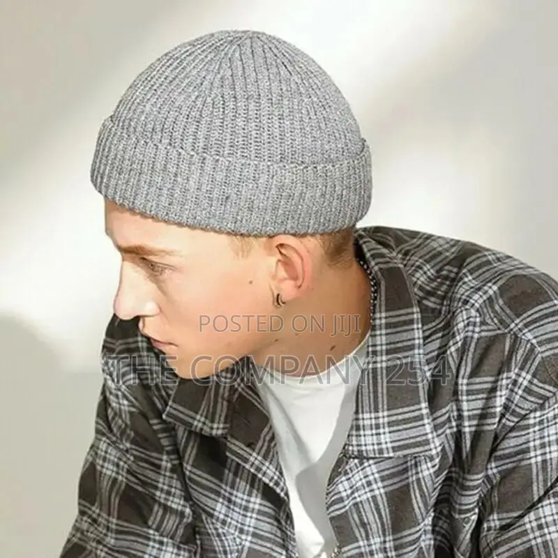 2025 Fashion Knitted Hats for Women Skullcap Men Beanie Hat