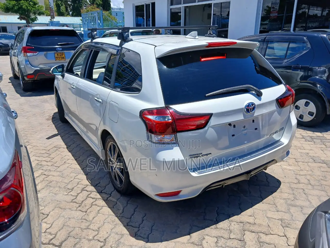 Toyota Corolla Fielder 2017 White