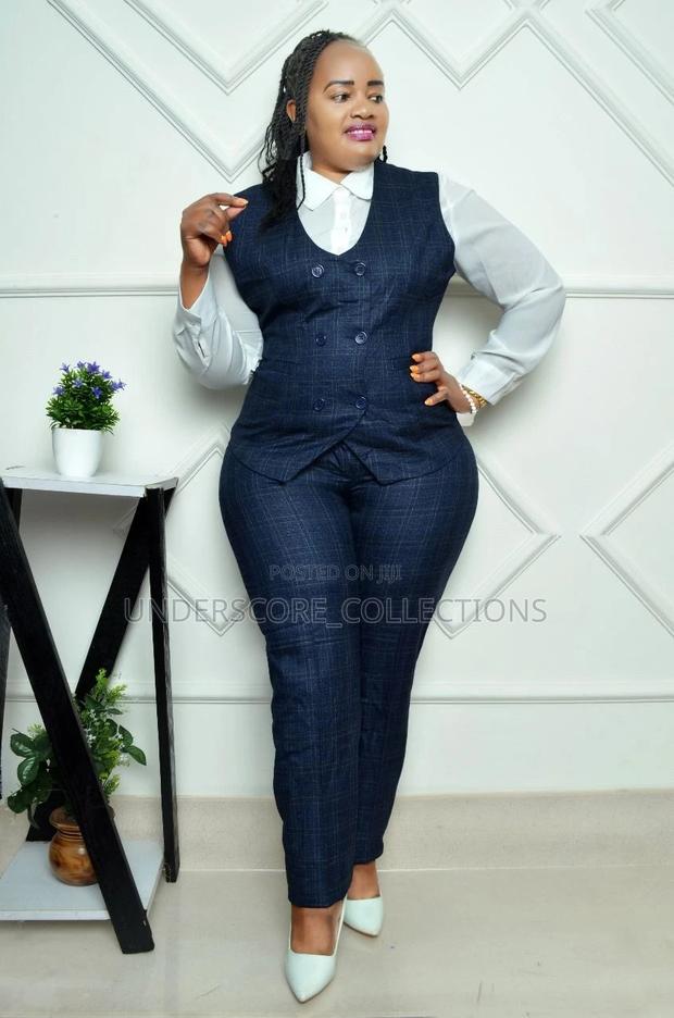 Trouser Suit - thumbnail 4