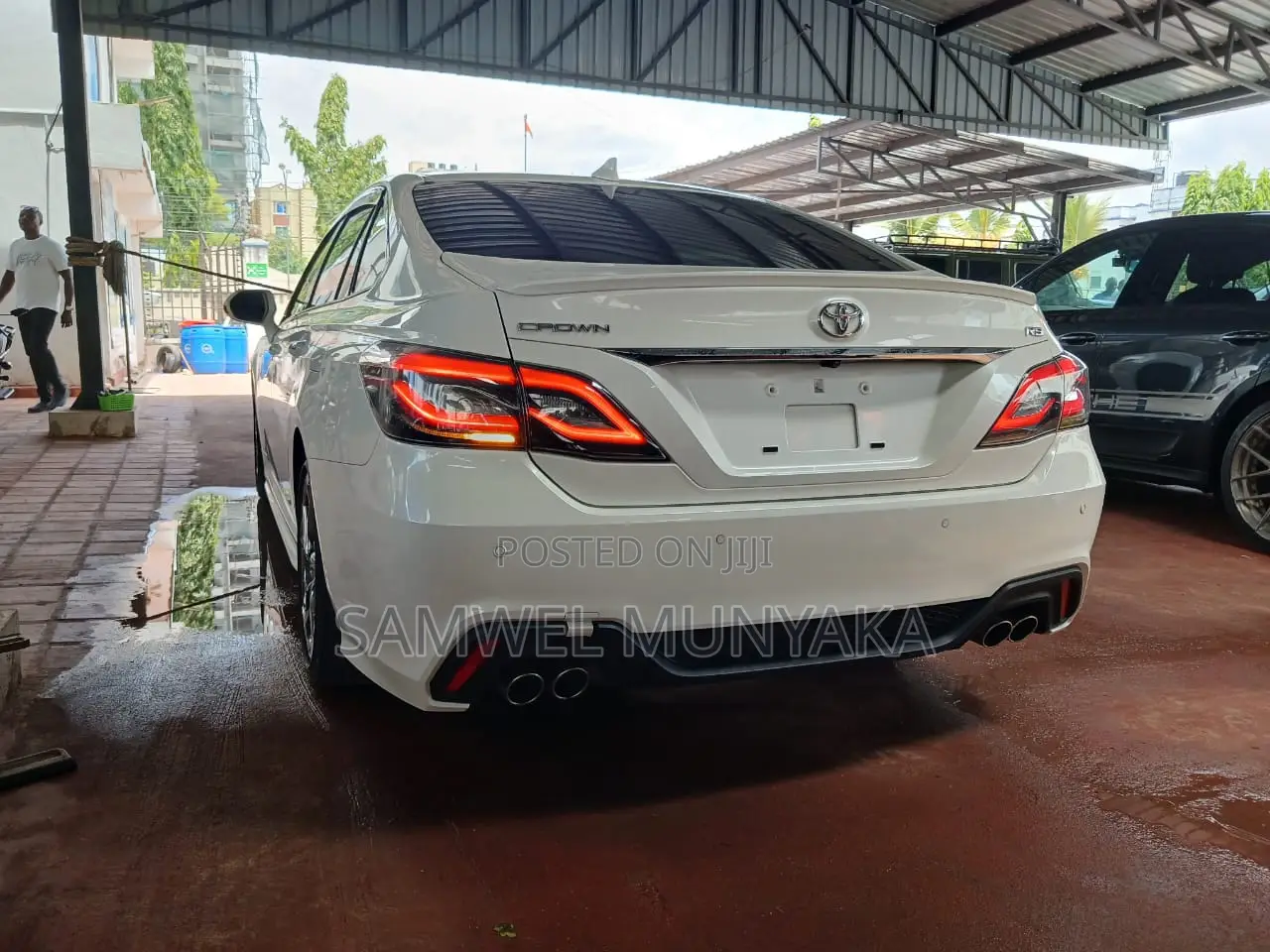 Toyota Crown 2018 Pearl
