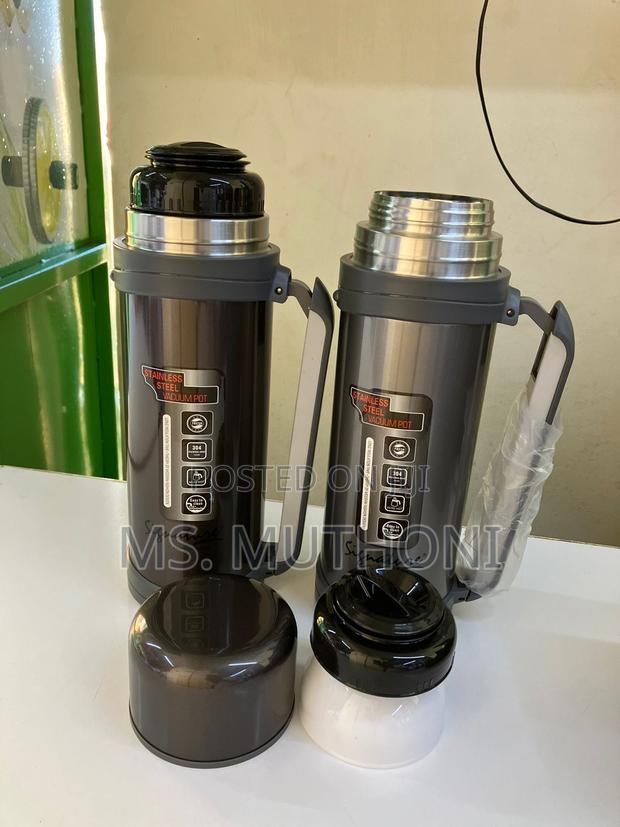 1.2ltrs Signature Flask - main view