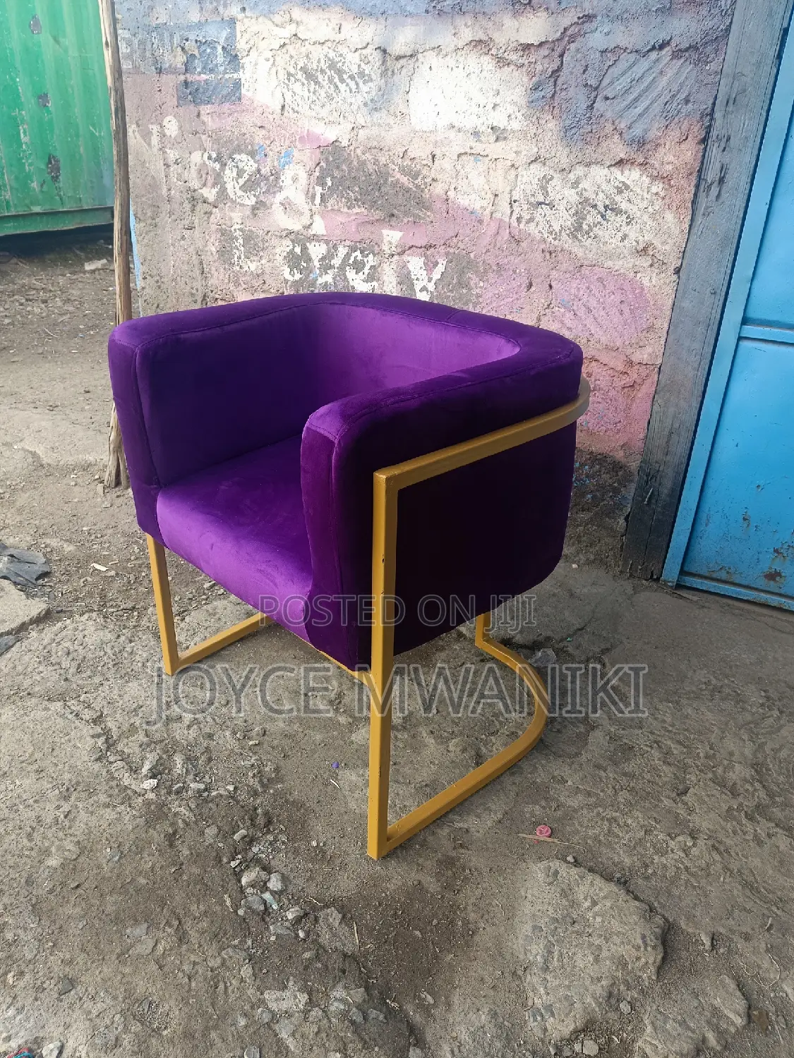 Styling Chair, Purple Colour