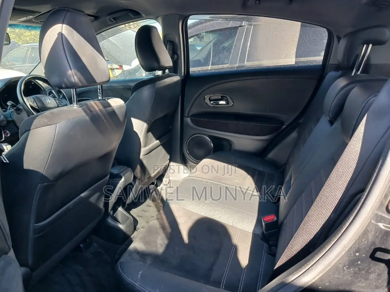 Honda Vezel 1.5 Hybrid 2WD 2017 Black