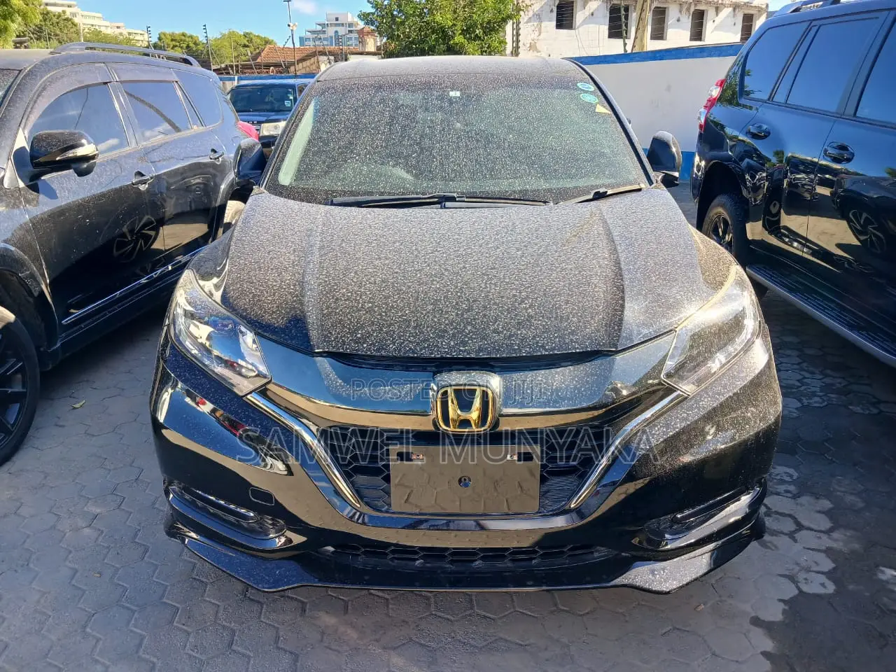 Honda Vezel 1.5 Hybrid 2WD 2017 Black