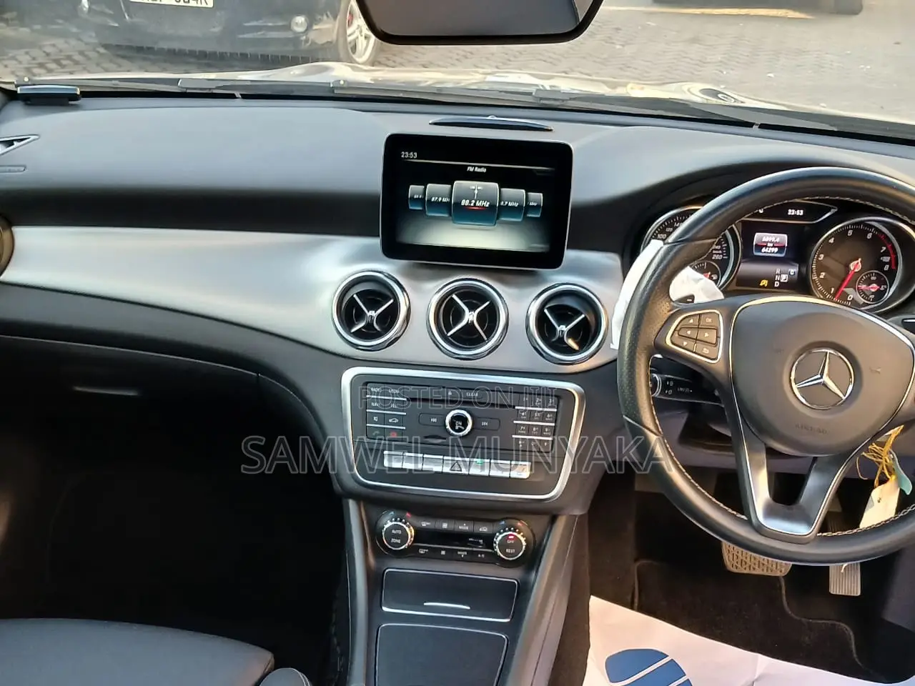 Mercedes-Benz GLA-Class 2017 Black