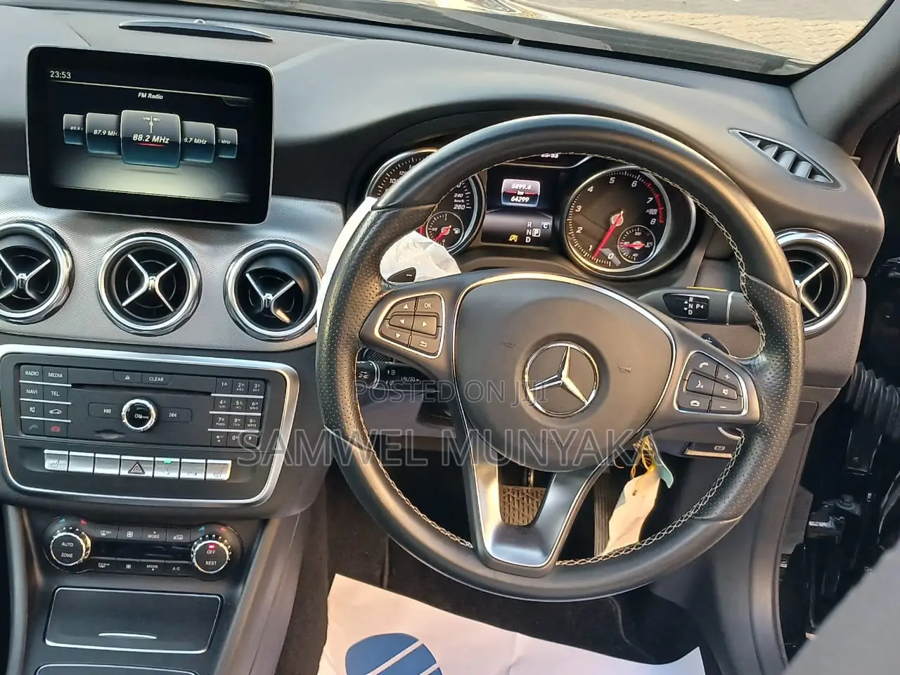 Mercedes-Benz GLA-Class 2017 Black