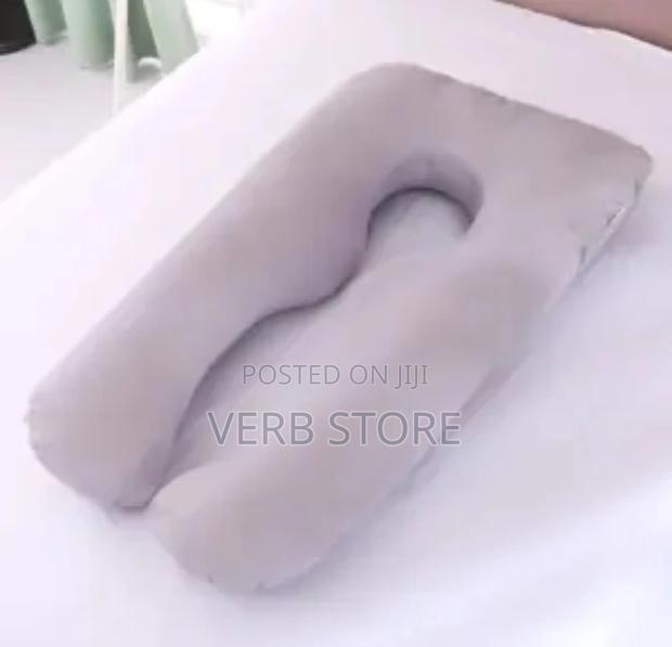 U Shaped Pregnancy Pillow - main view