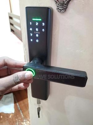 Fingerprint Technology for Enhanced Security: Smart Locks - thumbnail 2