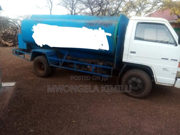 Isuzu Canter Plus Bowser Tank 6000l - thumbnail 5