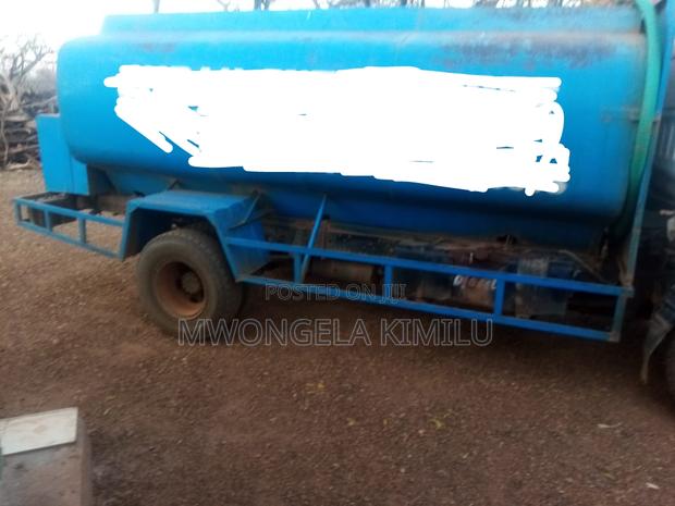 Isuzu Canter Plus Bowser Tank 6000l - thumbnail 6