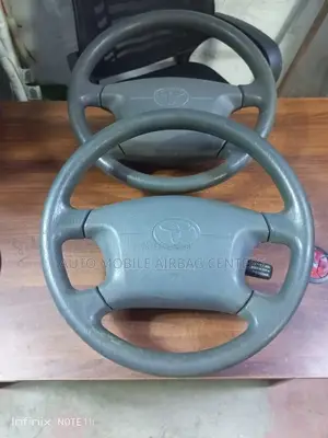 TOYOTA 110 Steering Wheel