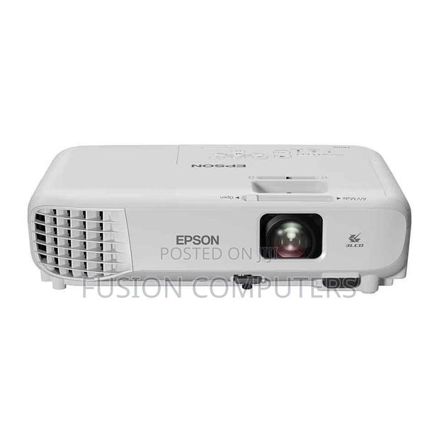 Epson EB-W06, 3700 Lumen 3LCD WXGA Projector